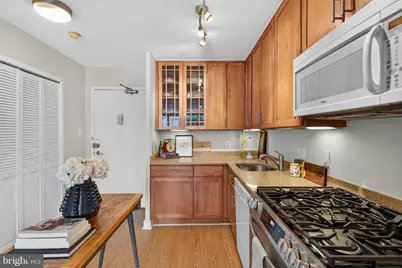 2829 Connecticut Avenue NW #112, Washington, DC 20008 - Photo 4