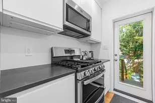 3621 Ingomar Pl NW, Washington, DC 20015 - Photo 12