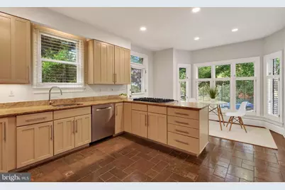 5430 Chevy Chase Parkway Parkway NW, Washington, DC 20015 - Photo 16