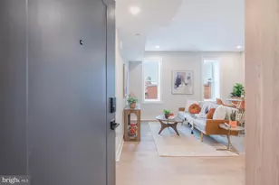 933 N St NW, Washington, DC 20001 - Photo 2