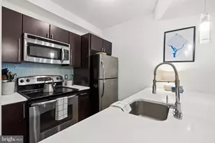 329 Rhode Island Ave NE, Washington, DC 20002 - Photo 10