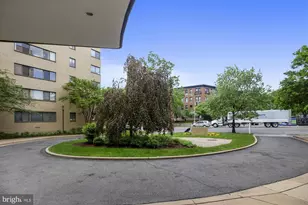 3701 Connecticut Ave NW, Washington, DC 20008 - Photo 2