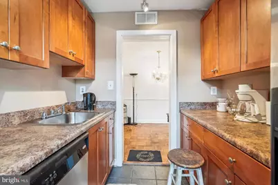 4402 1st Place NE #11, Washington, DC 20011 - Photo 10