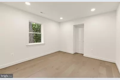 4827 Sedgwick Street NW, Washington, DC 20016 - Photo 36