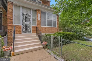 1736 C St NE, Washington, DC 20002 - Photo 2