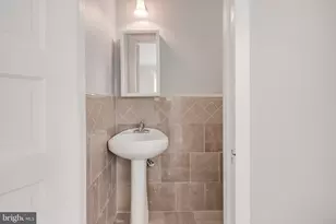 1736 C St NE, Washington, DC 20002 - Photo 14