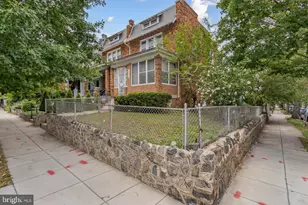 1736 C St NE, Washington, DC 20002 - Photo 4