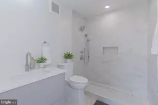 933 N St NW, Washington, DC 20001 - Photo 10