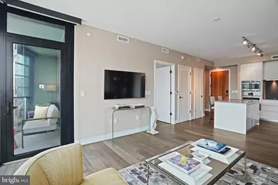 1300 4th Street SE #705, Washington, DC 20003 - Photo 4