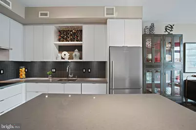 1300 4th Street SE #705, Washington, DC 20003 - Photo 10