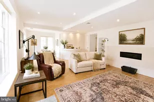 1737 New Hampshire Ave NW, Washington, DC 20009 - Photo 4