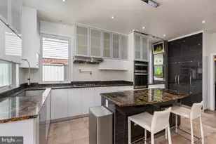 2306 California St NW, Washington, DC 20008 - Photo 24