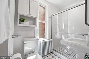 2152 Newport Pl NW, Washington, DC 20037 - Photo 26