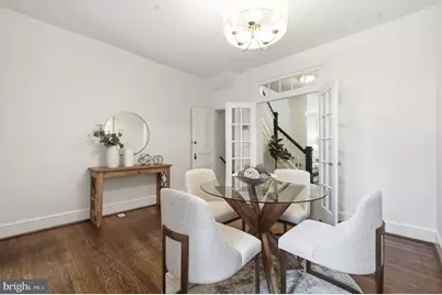 2152 Newport Place NW, Washington, DC 20037 - Photo 8