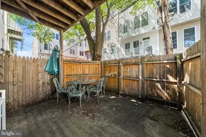 919 5th Street SE, Washington, DC 20003 - Photo 10