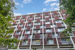800 4th St SW, Washington, DC 20024 - Photo 38