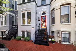 1219 Linden Pl NE, Washington, DC 20002 - Photo 1