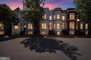 1219 Linden Pl NE, Washington, DC 20002 - Photo 2
