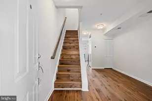 424 Oakdale Pl NW, Washington, DC 20001 - Photo 4