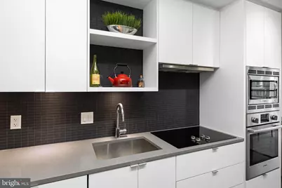 1300 4th Street SE #807, Washington, DC 20003 - Photo 8