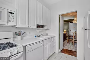 4000 Cathedral Ave NW, Washington, DC 20016 - Photo 10