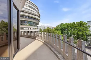 700 New Hampshire Ave NW, Washington, DC 20037 - Photo 26