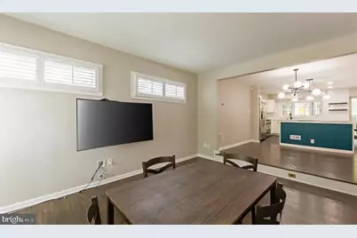 2317 37th Street NW #UPPER, Washington, DC 20007 - Photo 8
