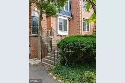 2317 37th Street NW #UPPER, Washington, DC 20007 - Photo 2