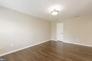 2317 37th St NW, Washington, DC 20007 - Photo 32