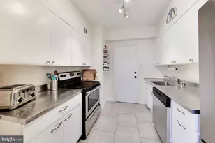 4301 Massachusetts Ave NW, Washington, DC 20016 - Photo 18