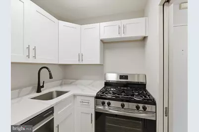 1545 18th Street NW #808, Washington, DC 20036 - Photo 8
