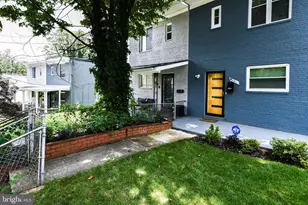 531 Hilltop Terrace SE, Washington, DC 20019 - Photo 2