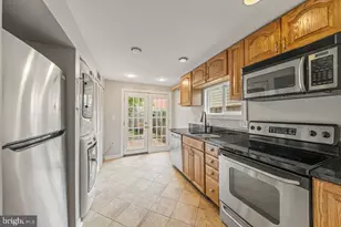 1124 C St NE, Washington, DC 20002 - Photo 8