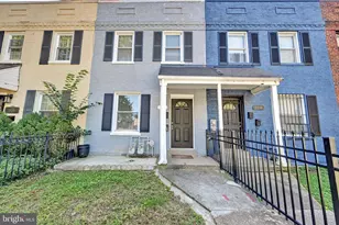 126 O St SW, Washington, DC 20024 - Photo 1