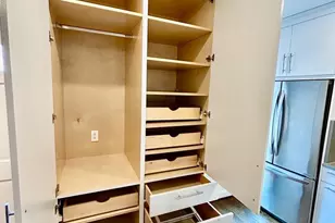 1604 Beekman Pl NW, Washington, DC 20009 - Photo 6