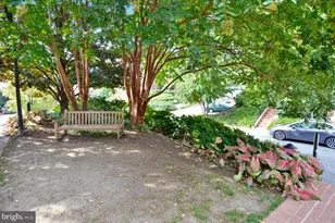 1604 Beekman Pl NW, Washington, DC 20009 - Photo 42