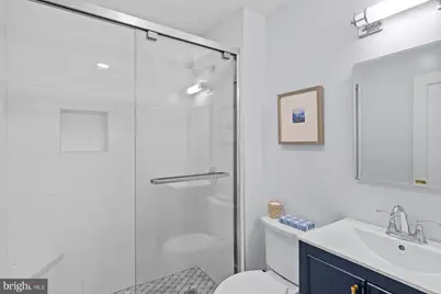 2010 Kalorama Road NW #202, Washington, DC 20009 - Photo 14