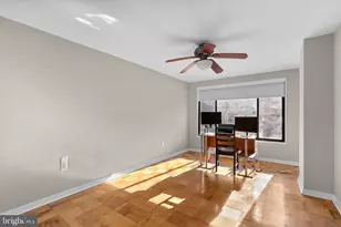 2501 Calvert St NW, Washington, DC 20008 - Photo 12
