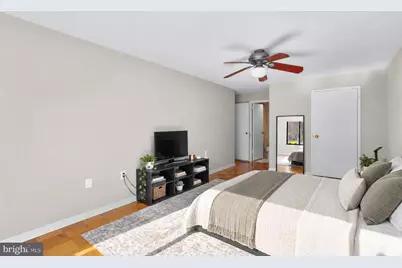 2501 Calvert Street NW #409, Washington, DC 20008 - Photo 10