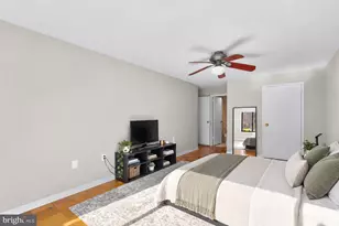 2501 Calvert St NW, Washington, DC 20008 - Photo 10