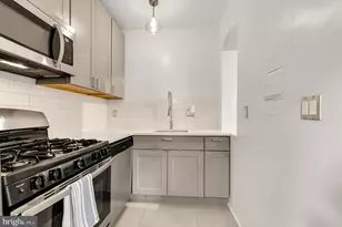 1726 17th St NW, Washington, DC 20009 - Photo 6