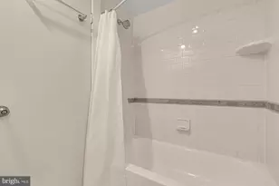 1726 17th St NW, Washington, DC 20009 - Photo 10