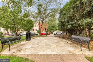 1726 17th St NW, Washington, DC 20009 - Photo 28