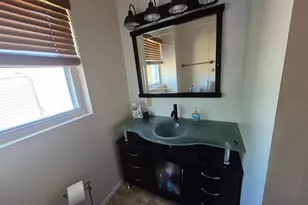 1018 F St NE, Washington, DC 20002 - Photo 10