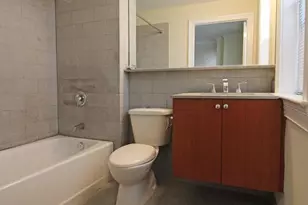 1121 24th St NW, Washington, DC 20037 - Photo 12