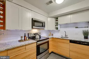 1938 Biltmore St NW, Washington, DC 20009 - Photo 12