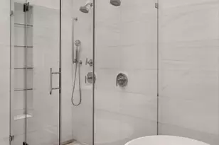 2017 Hillyer Pl NW, Washington, DC 20009 - Photo 32