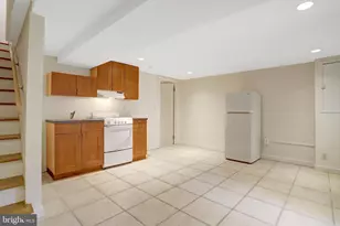 1734 Swann St NW, Washington, DC 20009 - Photo 28