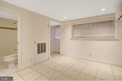 1734 Swann Street NW, Washington, DC 20009 - Photo 30