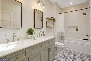 1734 Swann St NW, Washington, DC 20009 - Photo 22